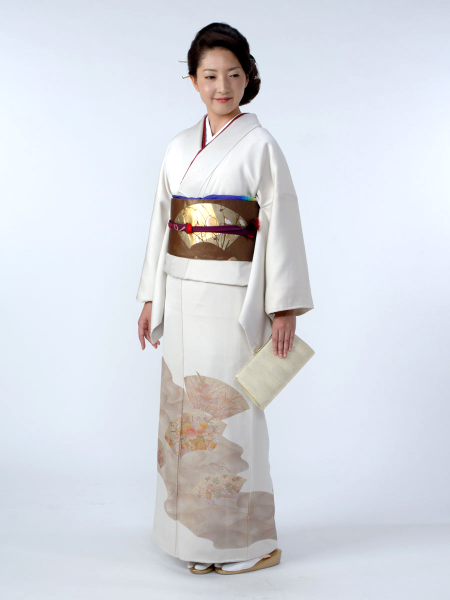 扇面に四季の花・色留袖