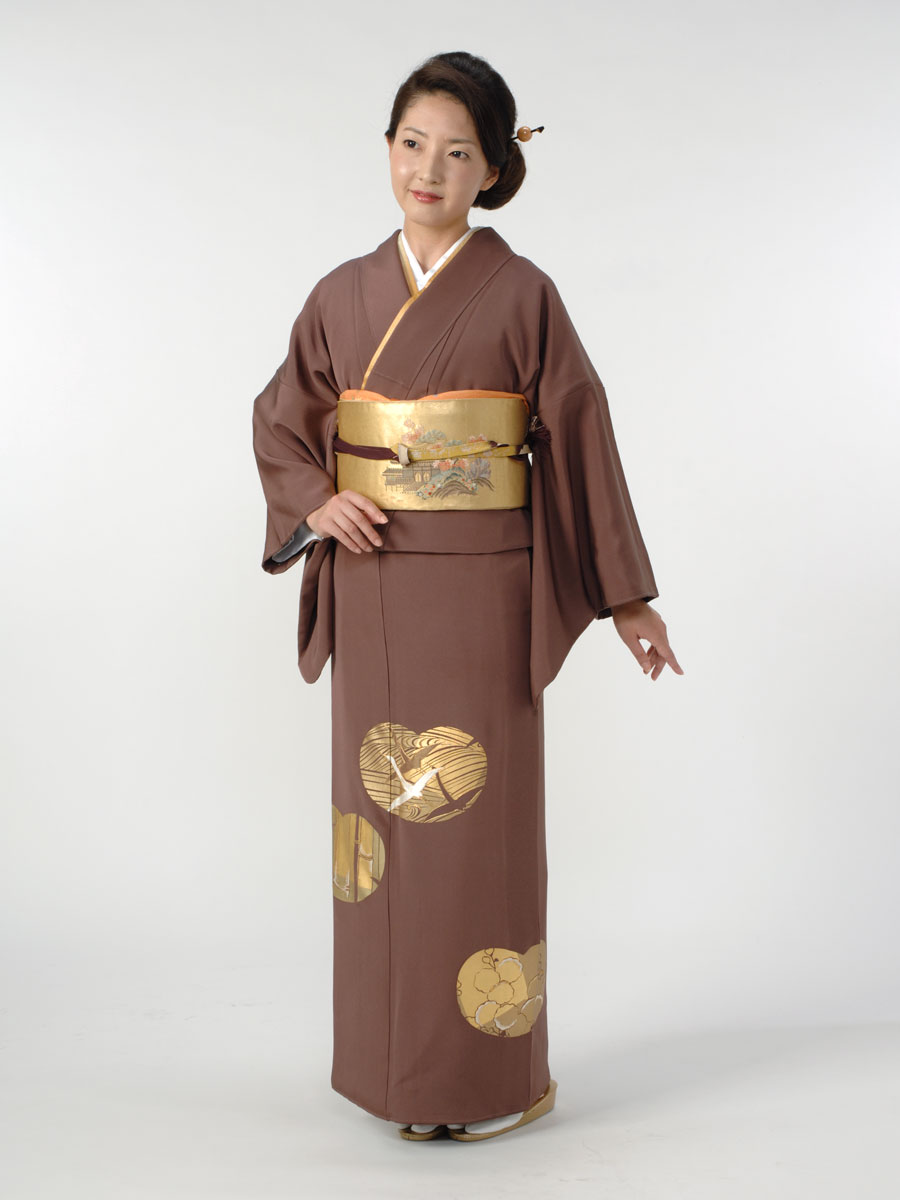 くず葉色・金彩に松竹梅