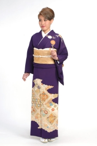 色留袖