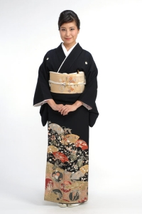 扇面と丸紋の留袖 黒留袖
