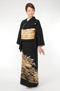流水に松竹梅の留袖 黒留袖