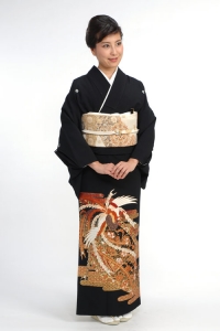 霞に鳳凰の留袖 黒留袖