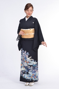 御所解きに流水 黒留袖