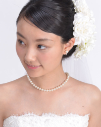 クラシカルな正統派ヘアスタイル